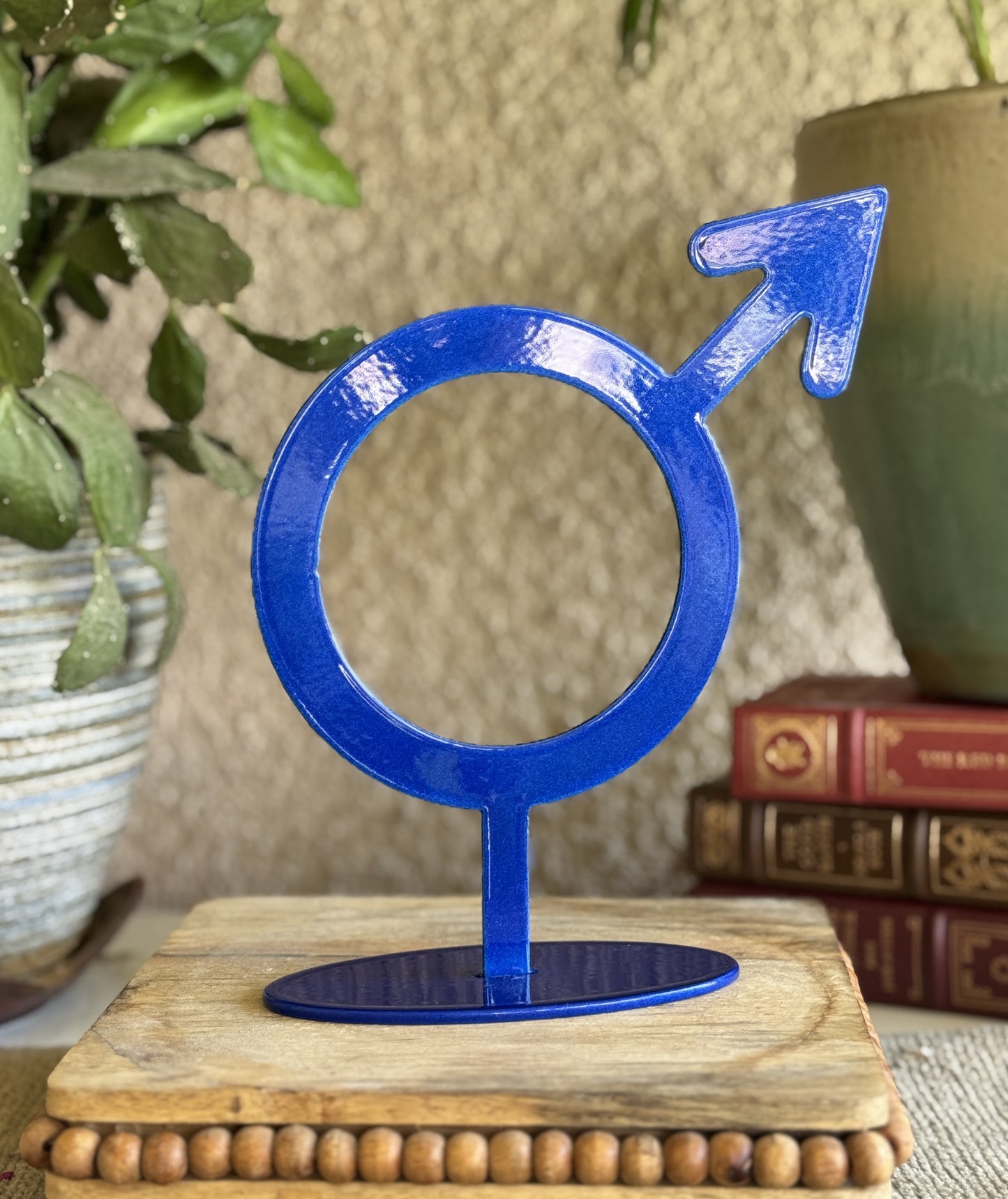 Handmade Metal Mars Symbol Statue – Celestial Sculpture of Strength & Action