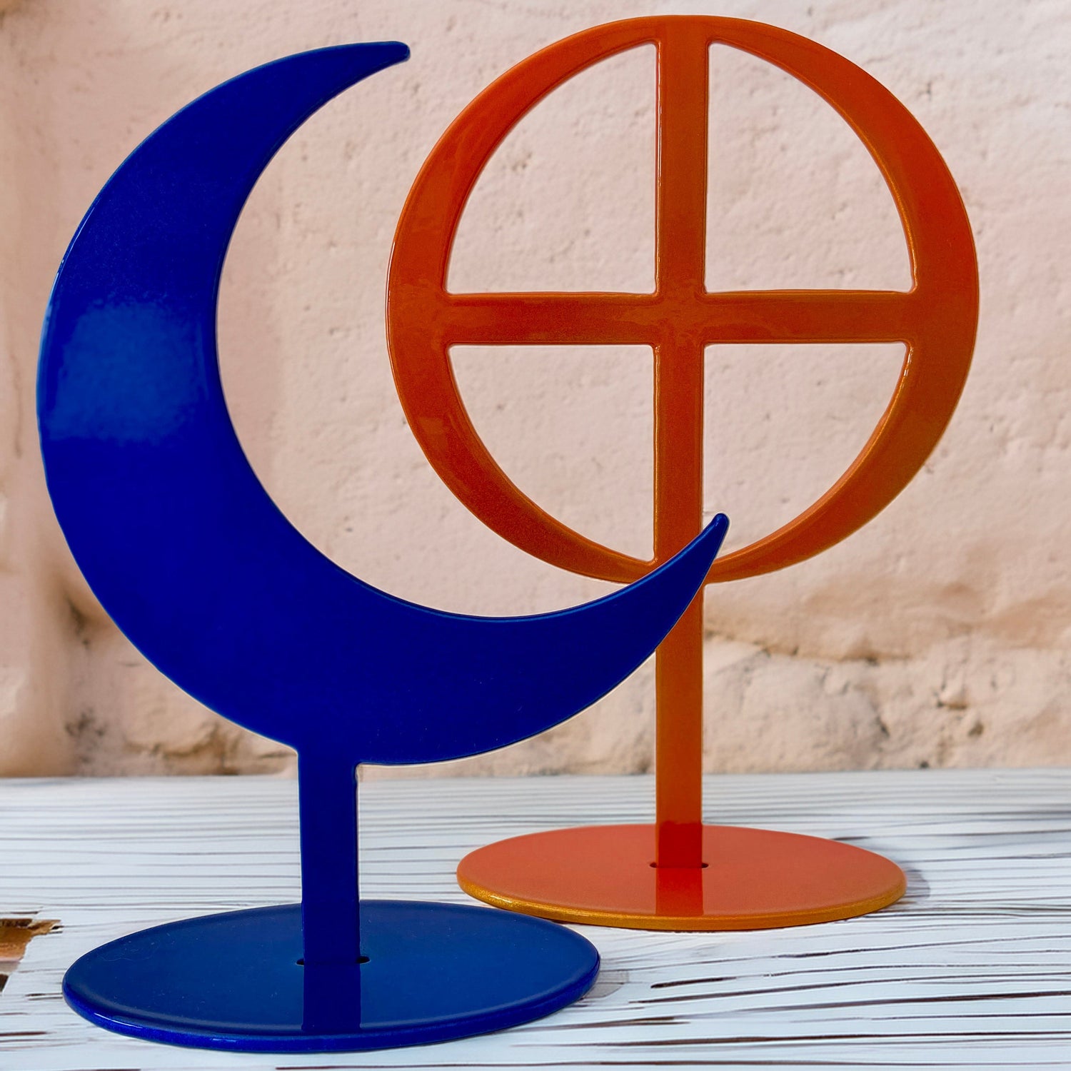 TABLE ART (PLANET SYMBOL STATUES)